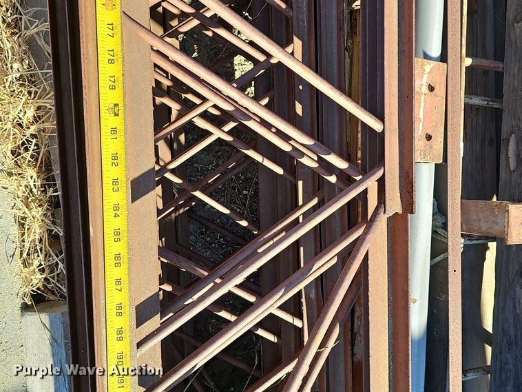 image for item EH8609 (10) trusses