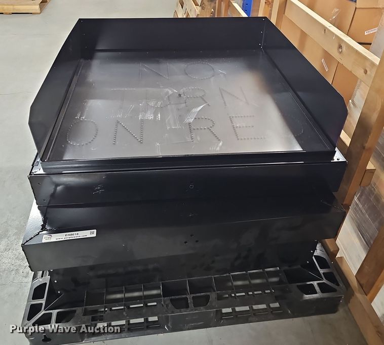 image for item EH8618 (7) traffic lights