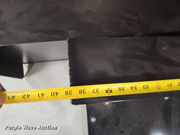 image for item EH8619 (2) traffic signs