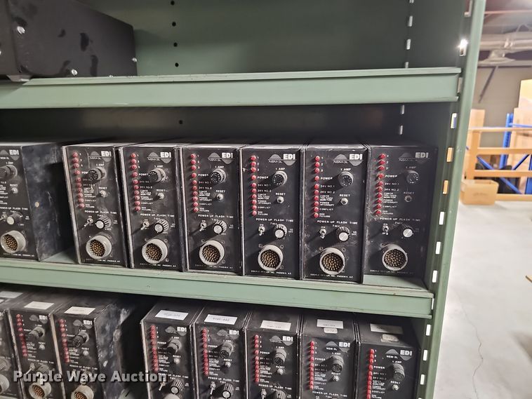 image for item EH8622 (64) traffic light power supplies