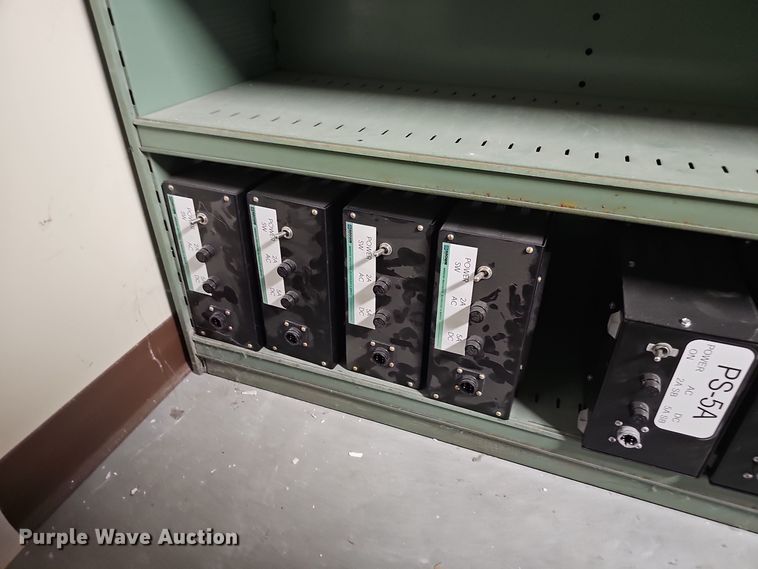 image for item EH8622 (64) traffic light power supplies