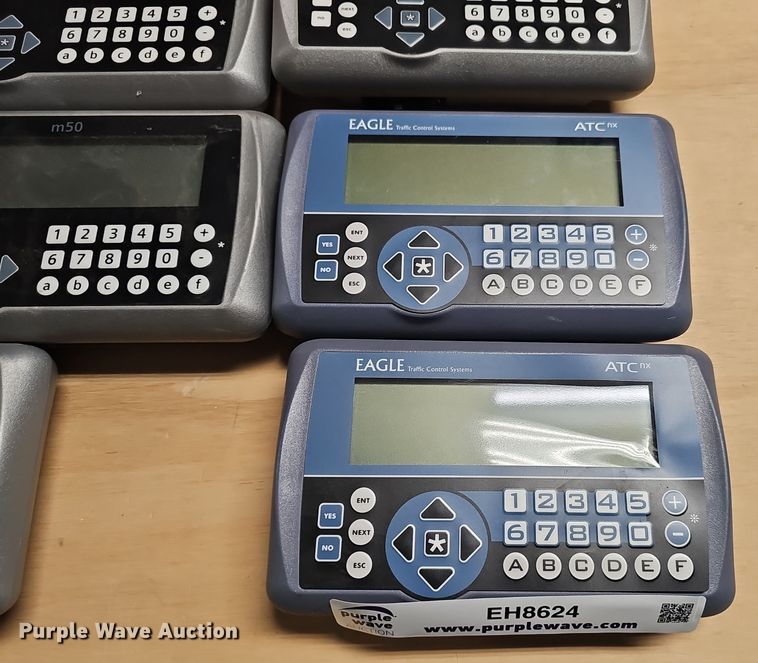 image for item EH8624 (8) Siemens AAD1476P001 traffic control systems