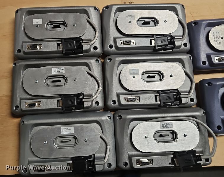 image for item EH8624 (8) Siemens AAD1476P001 traffic control systems