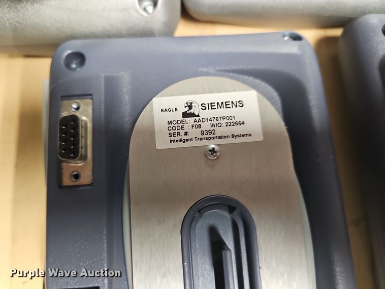 image for item EH8624 (8) Siemens AAD1476P001 traffic control systems