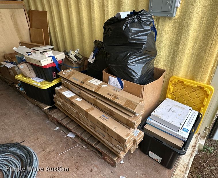 image for item EK0354 Building materials