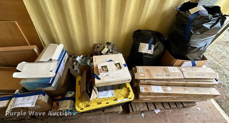 image for item EK0354 Building materials