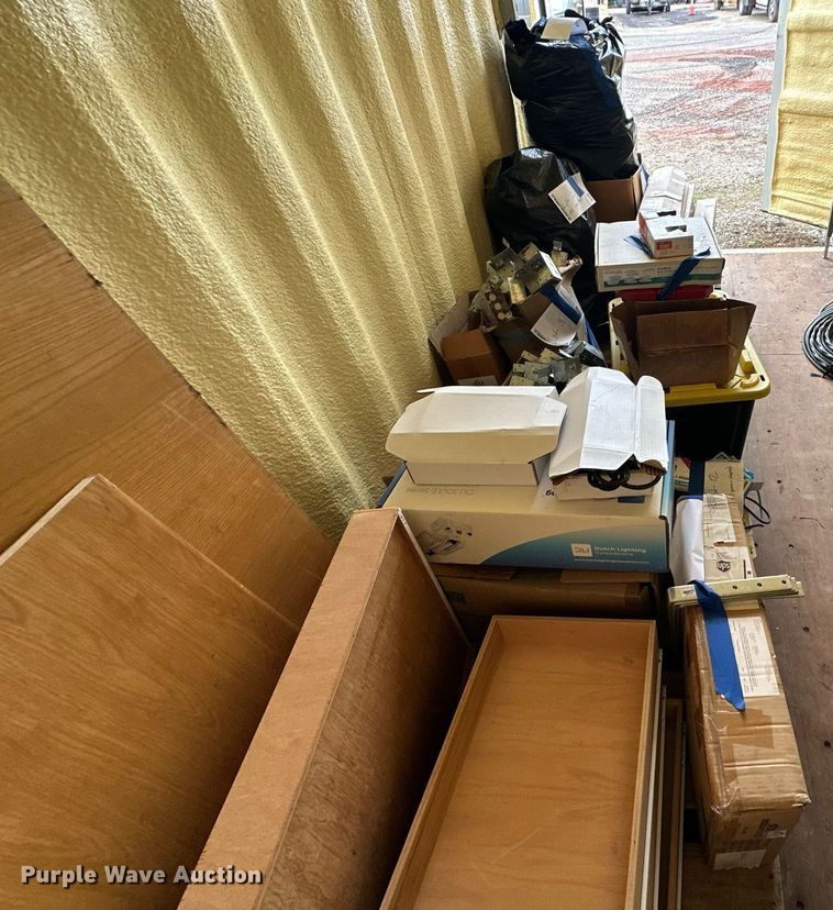 image for item EK0354 Building materials