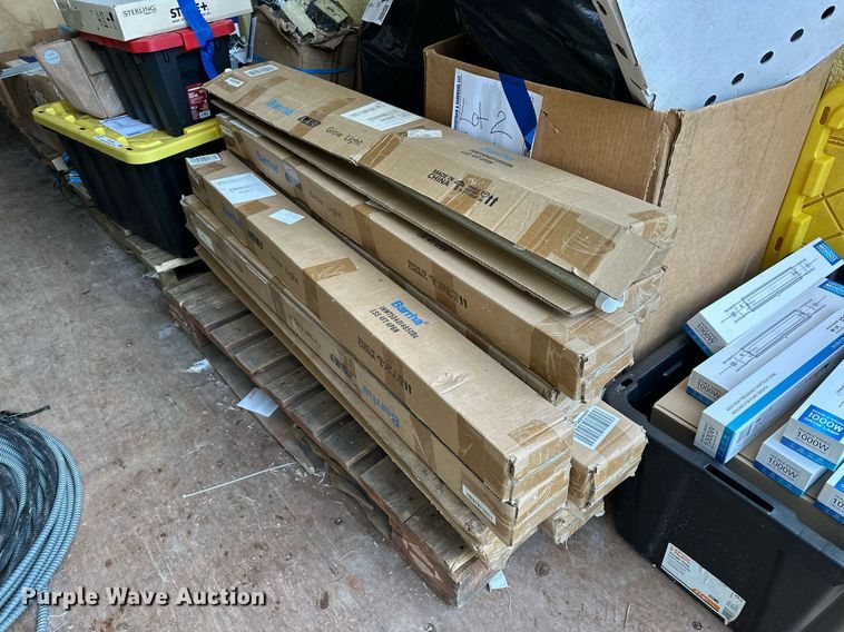 image for item EK0354 Building materials