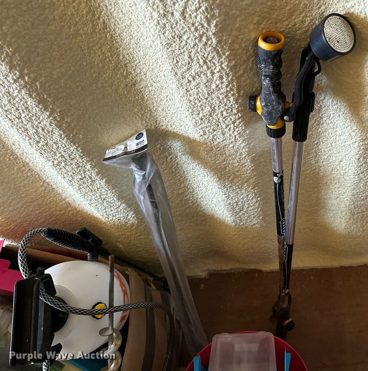 image for item EK0354 Building materials