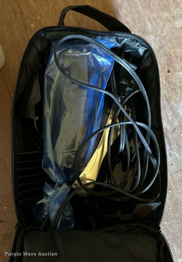 image for item EK0354 Building materials