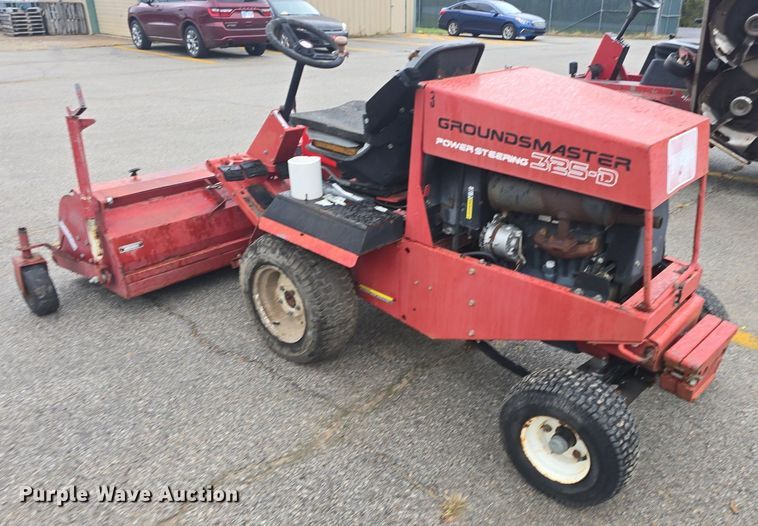 image for item EK2367 Toro Groundsmaster 325D core pulverizer