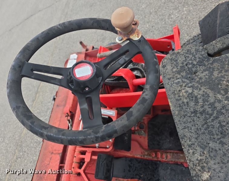 image for item EK2367 Toro Groundsmaster 325D core pulverizer