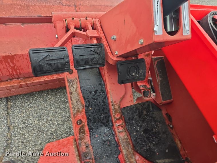 image for item EK2367 Toro Groundsmaster 325D core pulverizer