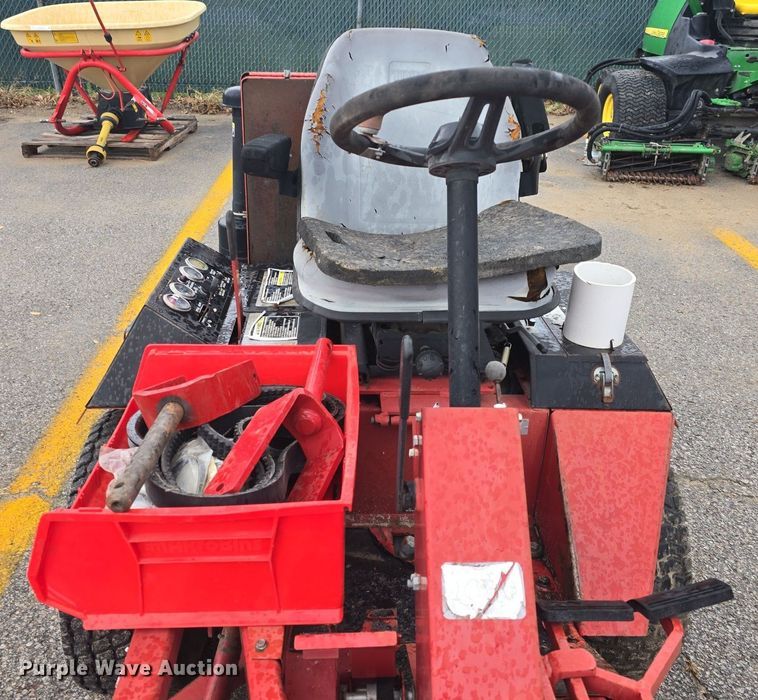 image for item EK2367 Toro Groundsmaster 325D core pulverizer