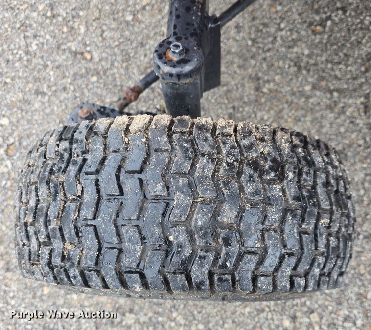 image for item EK2367 Toro Groundsmaster 325D core pulverizer