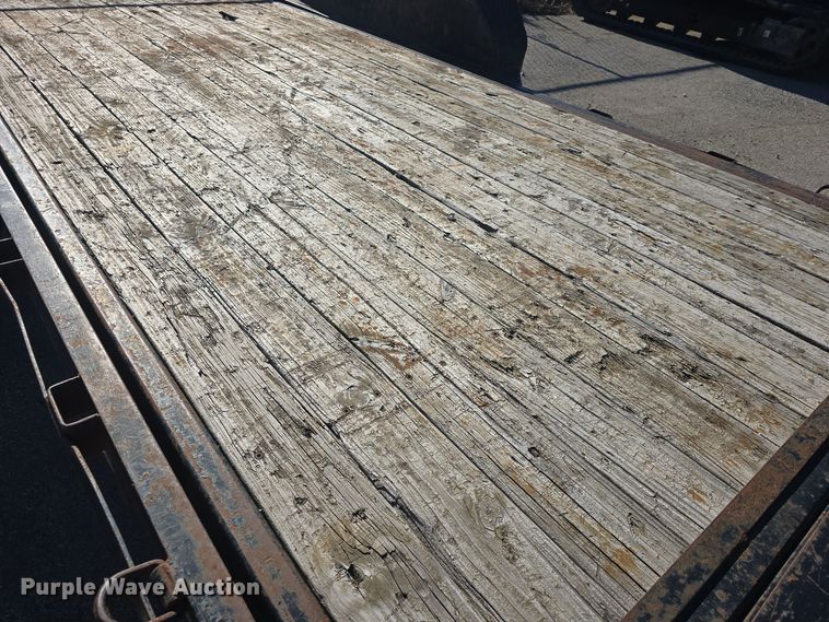 image for item EK2491 2011 Sure Trac ST7918T tilt deck equipment trailer