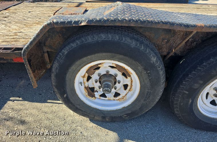 image for item EK2491 2011 Sure Trac ST7918T tilt deck equipment trailer