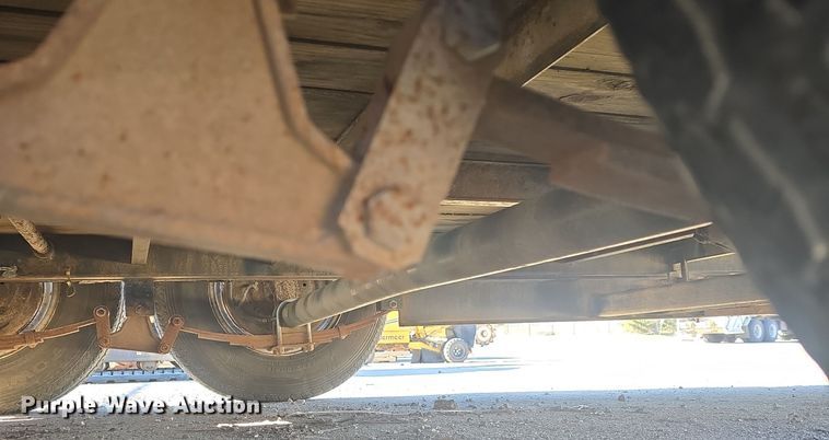 image for item EK2491 2011 Sure Trac ST7918T tilt deck equipment trailer