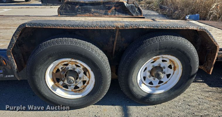 image for item EK2491 2011 Sure Trac ST7918T tilt deck equipment trailer