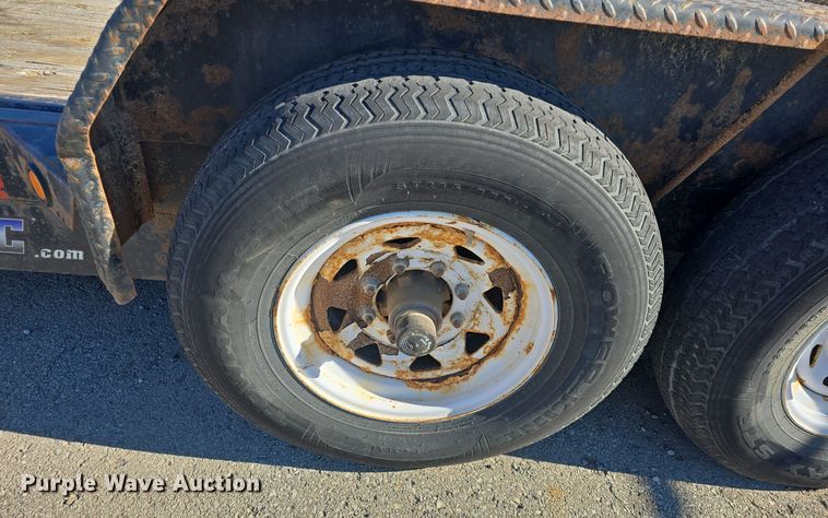 image for item EK2491 2011 Sure Trac ST7918T tilt deck equipment trailer