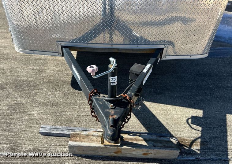 image for item EK2572 2013 Sure-Trac STR8414T enclosed cargo trailer