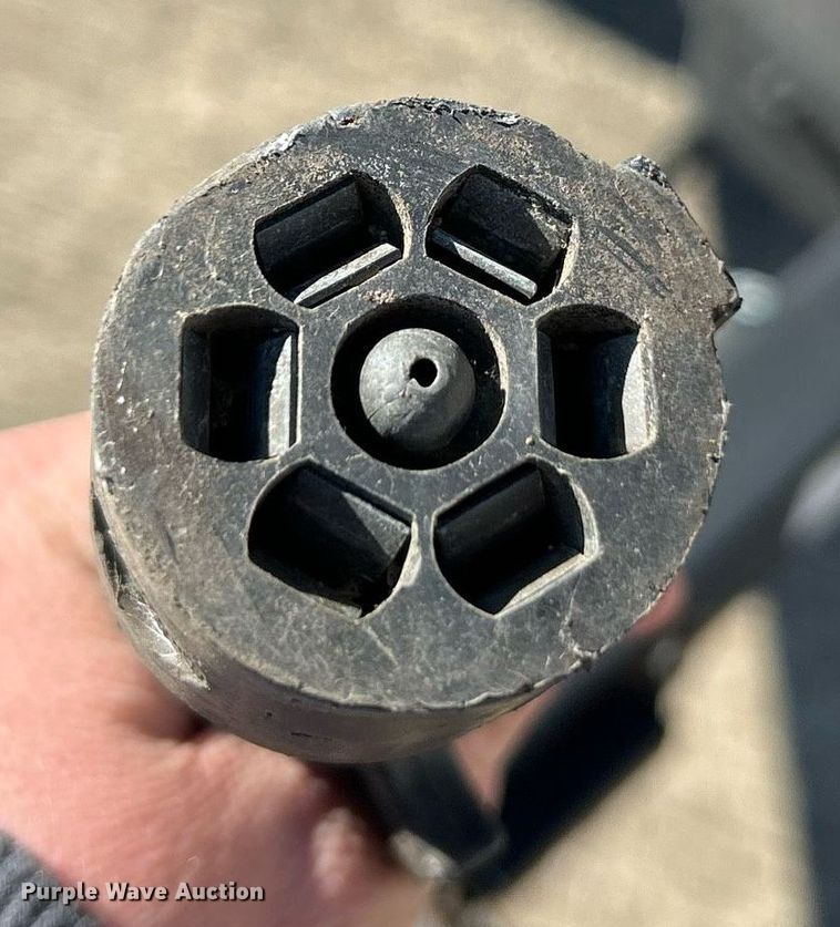 image for item EK2572 2013 Sure-Trac STR8414T enclosed cargo trailer