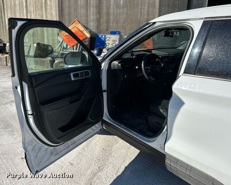 image for item EK2573 2020 Ford Explorer  Police Interceptor SUV