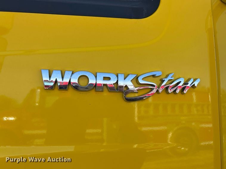 image for item EK2617 2013 International 7400 Workstar truck cab and chassis
