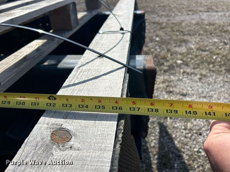 image for item EK2617 2013 International 7400 Workstar truck cab and chassis