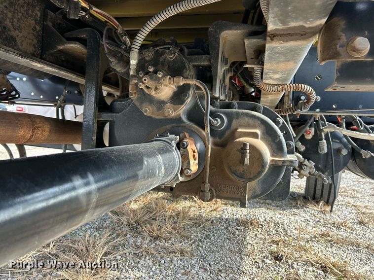 image for item EK2617 2013 International 7400 Workstar truck cab and chassis