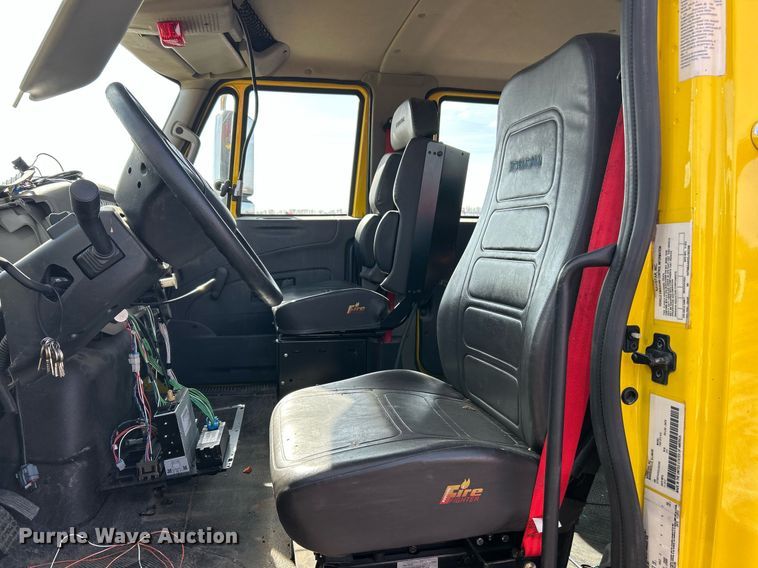 image for item EK2617 2013 International 7400 Workstar truck cab and chassis