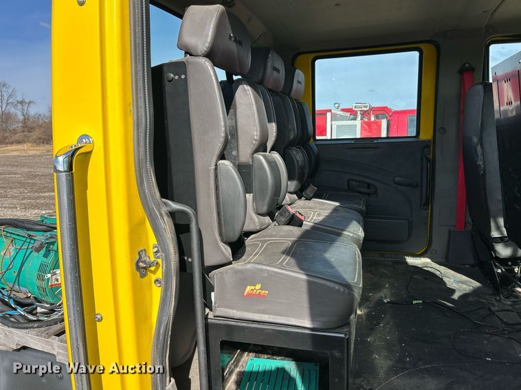 image for item EK2617 2013 International 7400 Workstar truck cab and chassis