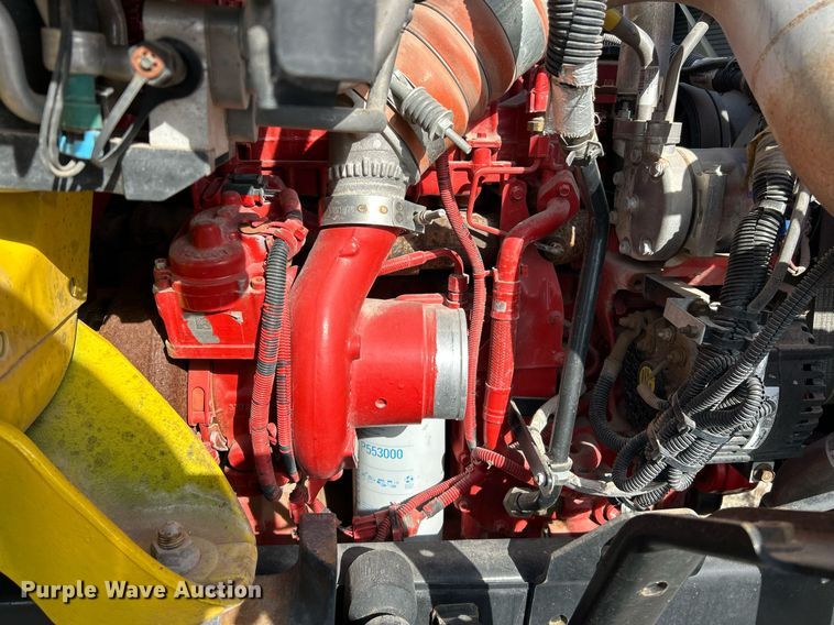 image for item EK2617 2013 International 7400 Workstar truck cab and chassis