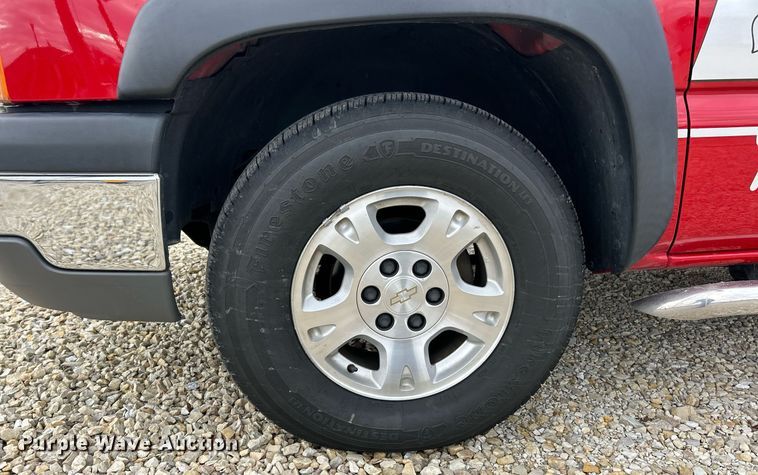 image for item EK2622 2004 Chevrolet Avalanche Crew Cab pickup truck