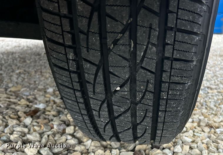 image for item EK2622 2004 Chevrolet Avalanche Crew Cab pickup truck