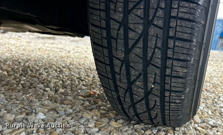 image for item EK2622 2004 Chevrolet Avalanche Crew Cab pickup truck