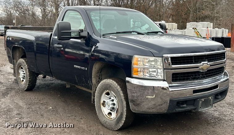image for item EK2625 2007 Chevrolet Silverado 2500HD pickup truck
