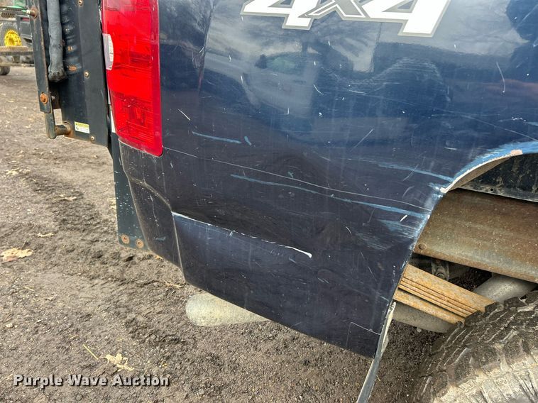 image for item EK2625 2007 Chevrolet Silverado 2500HD pickup truck