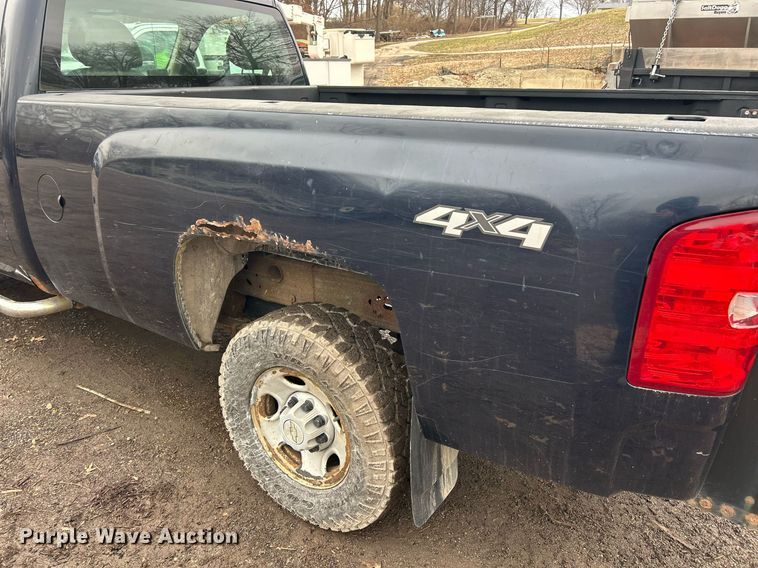 image for item EK2625 2007 Chevrolet Silverado 2500HD pickup truck
