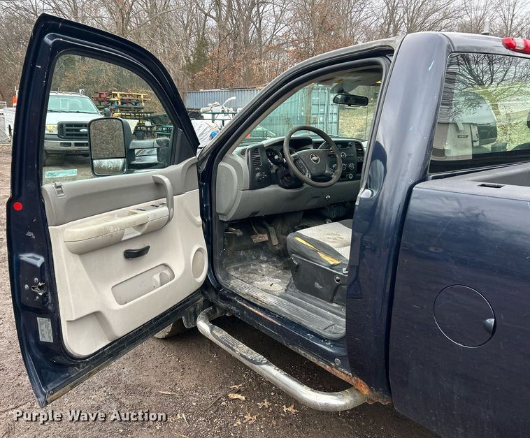 image for item EK2625 2007 Chevrolet Silverado 2500HD pickup truck