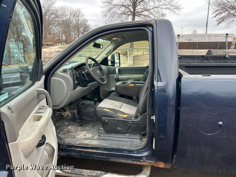 image for item EK2625 2007 Chevrolet Silverado 2500HD pickup truck