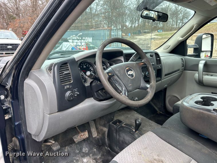 image for item EK2625 2007 Chevrolet Silverado 2500HD pickup truck