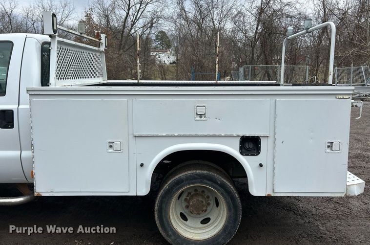 image for item EK2627 2007 Ford F550 Super Duty utility / service truck
