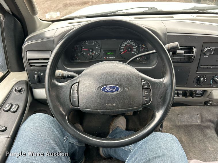 image for item EK2627 2007 Ford F550 Super Duty utility / service truck