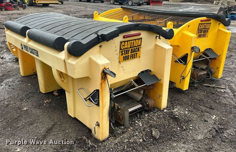 image for item EK2628 (2) Fisher Polycaster spreaders