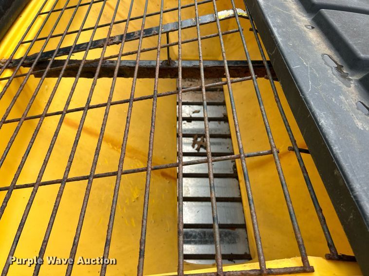 image for item EK2628 (2) Fisher Polycaster spreaders