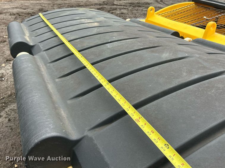 image for item EK2628 (2) Fisher Polycaster spreaders