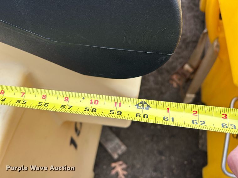 image for item EK2628 (2) Fisher Polycaster spreaders