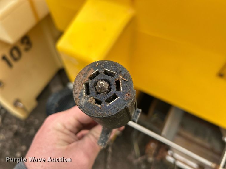 image for item EK2628 (2) Fisher Polycaster spreaders