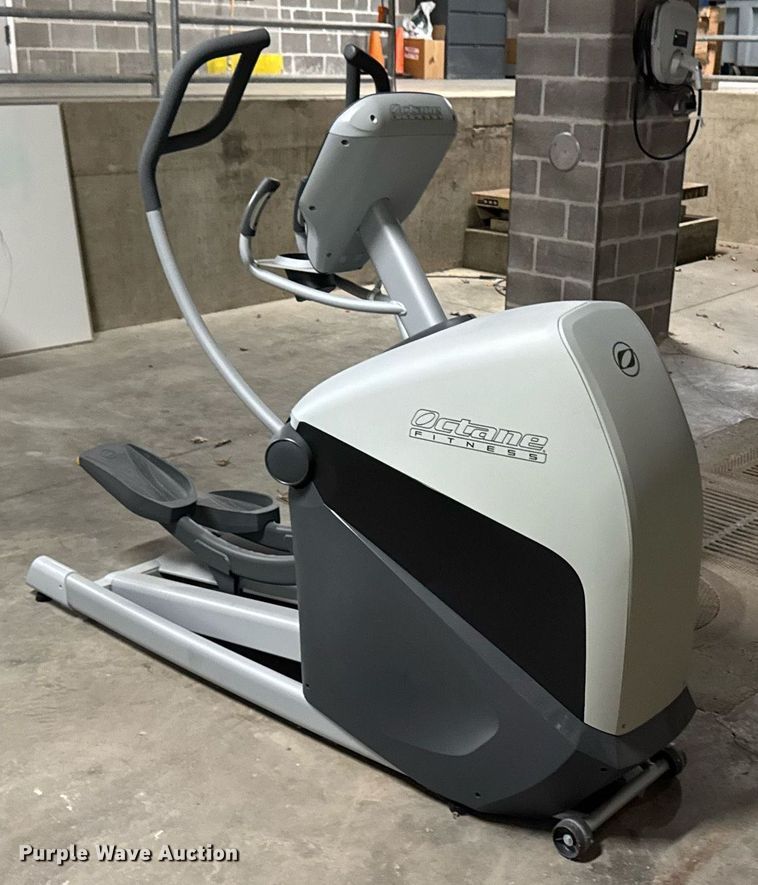 image for item EM3502 Octane Fitness XT3700 elliptical